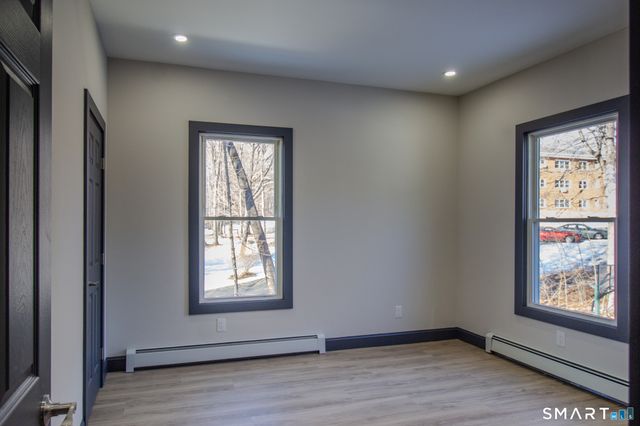 133 North Street 2, Seymour, CT 06483