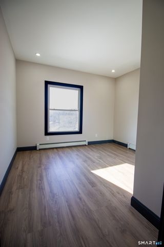 133 North Street 2, Seymour, CT 06483