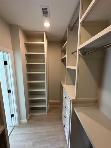 2032 W Tidwell Road, Houston, TX 77091