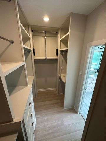 2032 W Tidwell Road, Houston, TX 77091