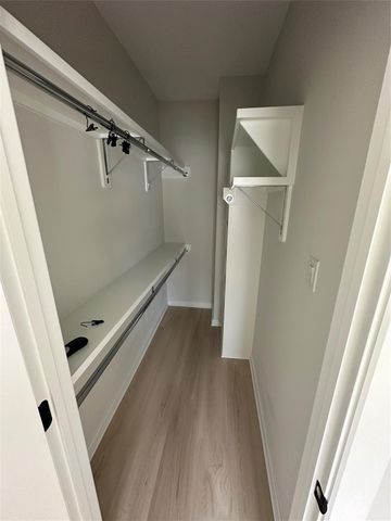 2032 W Tidwell Road, Houston, TX 77091