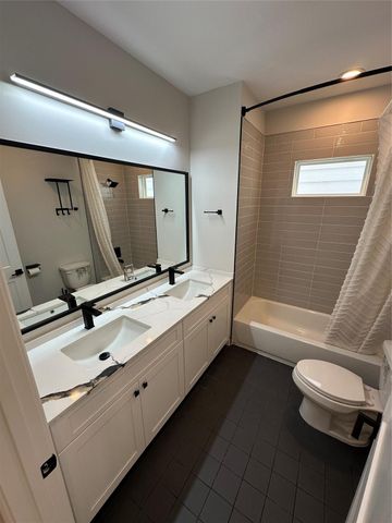 2032 W Tidwell Road, Houston, TX 77091