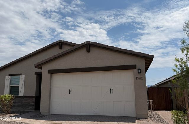 7045 W ALLEN Street, Laveen, AZ 85339