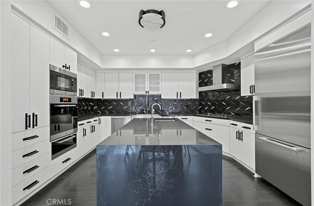 1941 Curson, Los Angeles, CA 90046