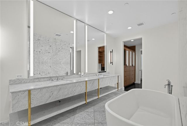 1941 Curson, Los Angeles, CA 90046