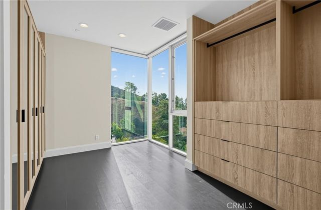 1941 Curson, Los Angeles, CA 90046
