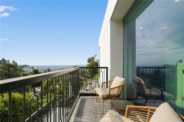 1941 Curson, Los Angeles, CA 90046
