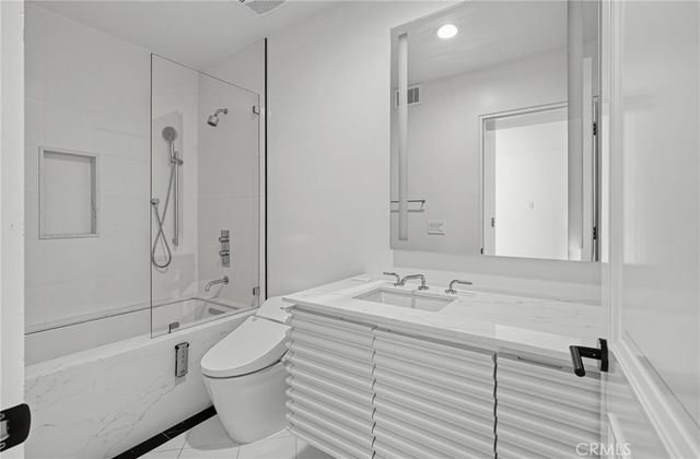 1941 Curson, Los Angeles, CA 90046