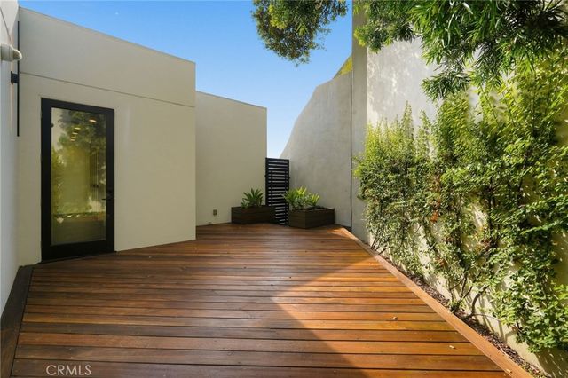 1941 Curson, Los Angeles, CA 90046