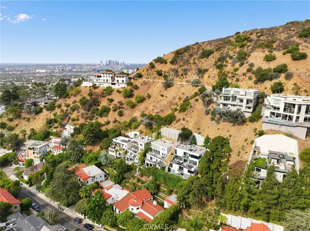 1941 Curson, Los Angeles, CA 90046