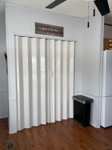 2711 E Carleton Road, Adrian, MI 49221