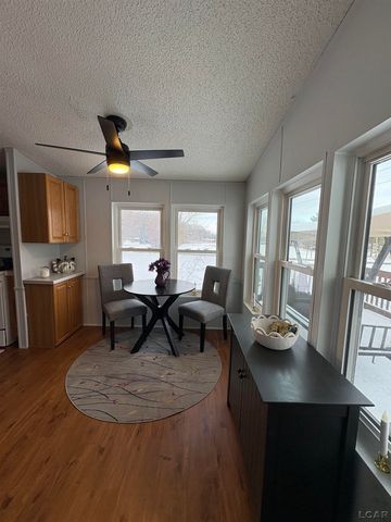 2711 E Carleton Road, Adrian, MI 49221