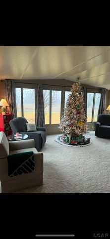 2711 E Carleton Road, Adrian, MI 49221