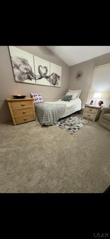 2711 E Carleton Road, Adrian, MI 49221