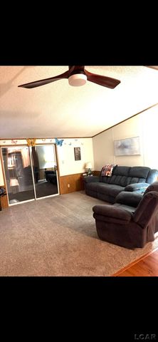 2711 E Carleton Road, Adrian, MI 49221