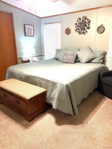 2711 E Carleton Road, Adrian, MI 49221