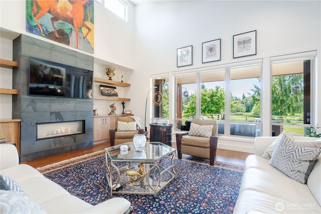 8775 Club House Point Drive, Blaine, WA 98230