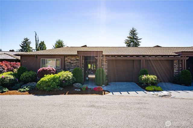 8775 Club House Point Drive, Blaine, WA 98230