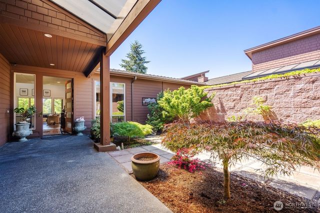 8775 Club House Point Drive, Blaine, WA 98230