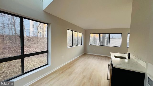 1671 CEDAR HOLLOW WAY, Reston, VA 20194