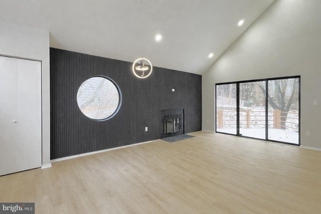 1671 CEDAR HOLLOW WAY, Reston, VA 20194