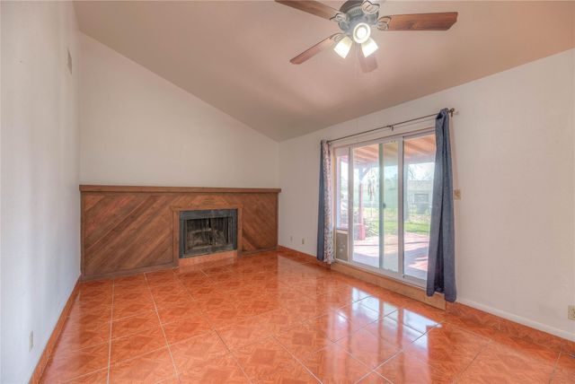 25634 Chestnut Lane, Splendora, TX 77372