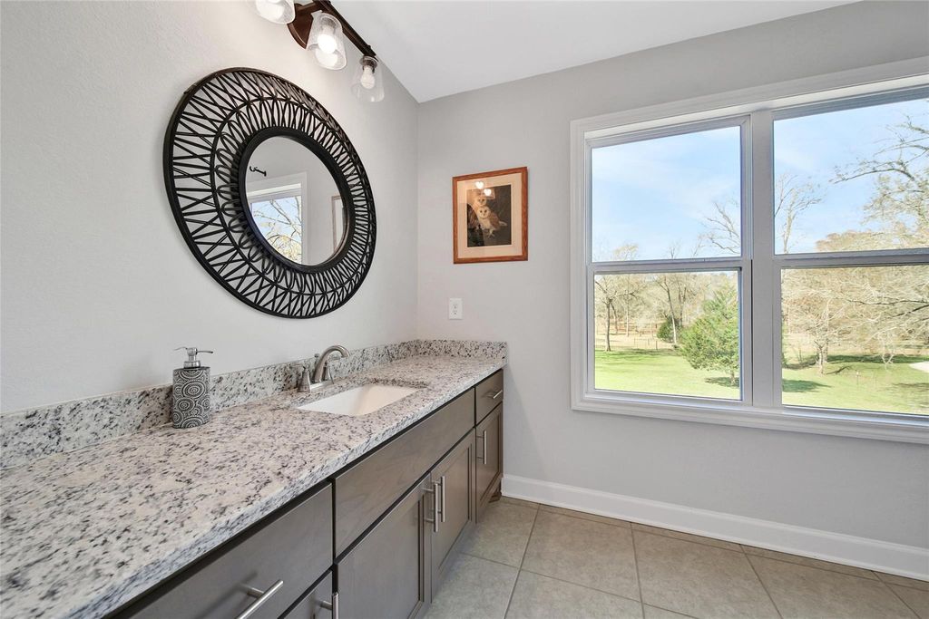 Image 30 of property listing at 12136 Amber Jack, Montgomery, TX 77356