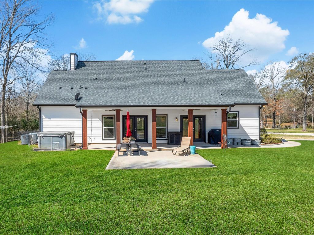 Image 36 of property listing at 12136 Amber Jack, Montgomery, TX 77356