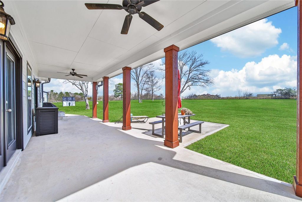 Image 38 of property listing at 12136 Amber Jack, Montgomery, TX 77356