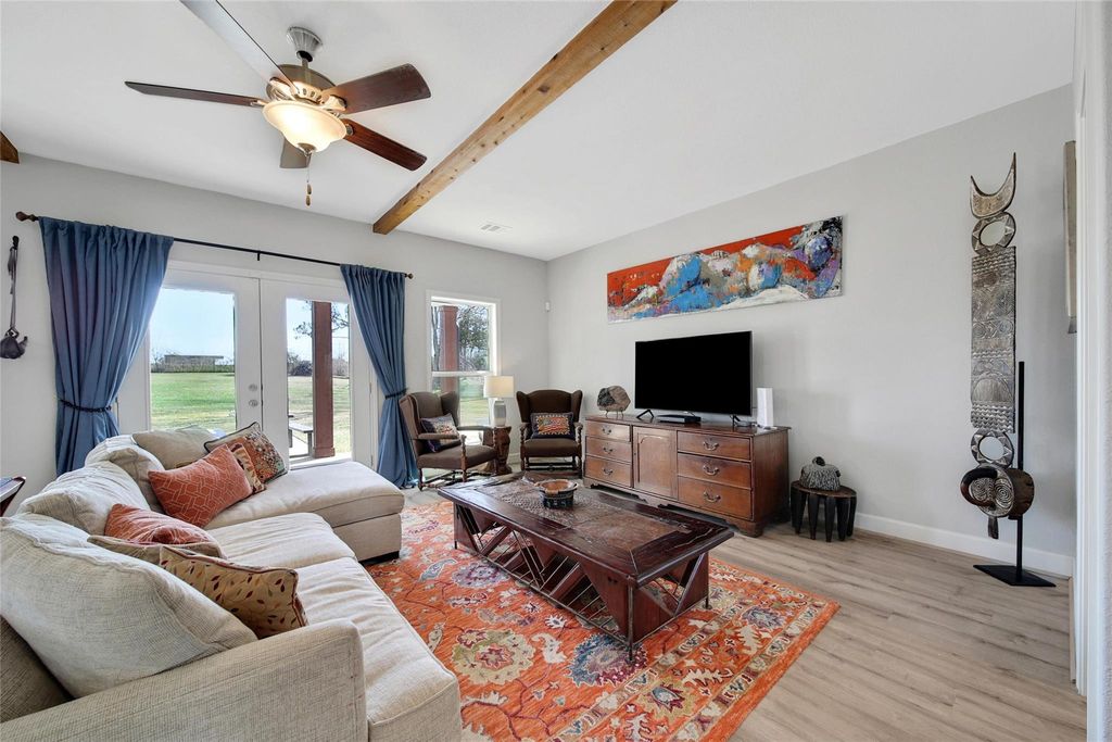 Image 6 of property listing at 12136 Amber Jack, Montgomery, TX 77356