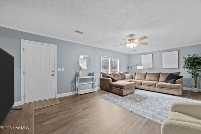 905 Autumn Drive, Greenville, NC 27834