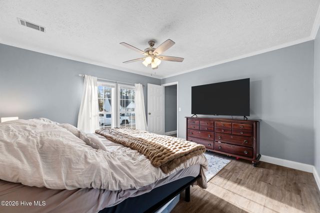 905 Autumn Drive, Greenville, NC 27834