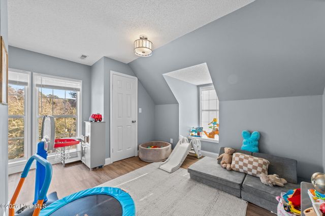 905 Autumn Drive, Greenville, NC 27834