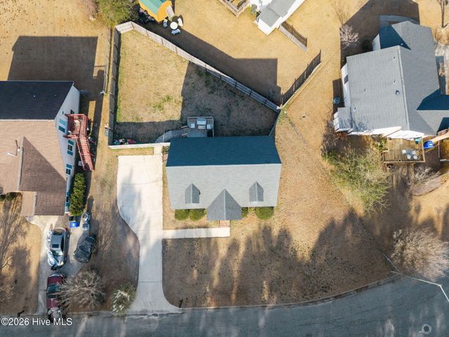 905 Autumn Drive, Greenville, NC 27834