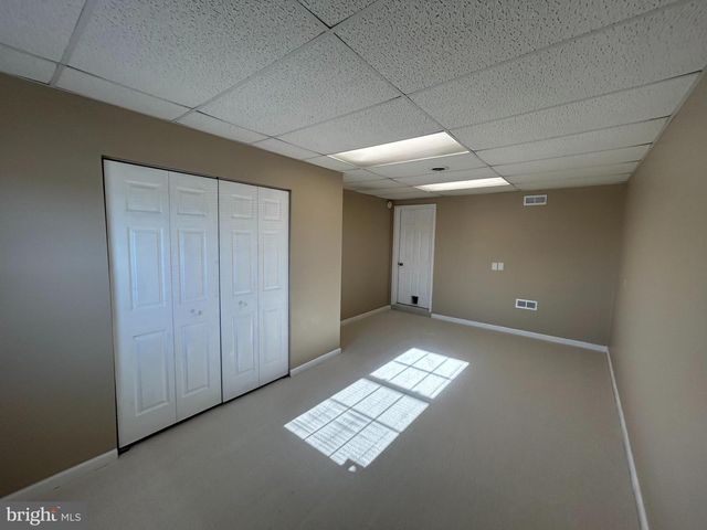 3056 SOLAR DR, Dover, PA 17315