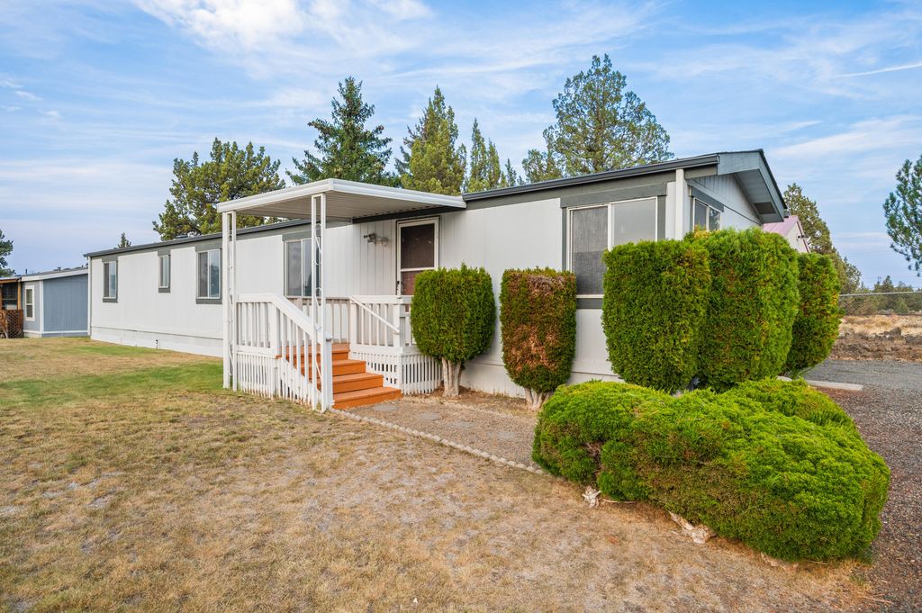6100 S Highway 97 24, Redmond, OR 97756