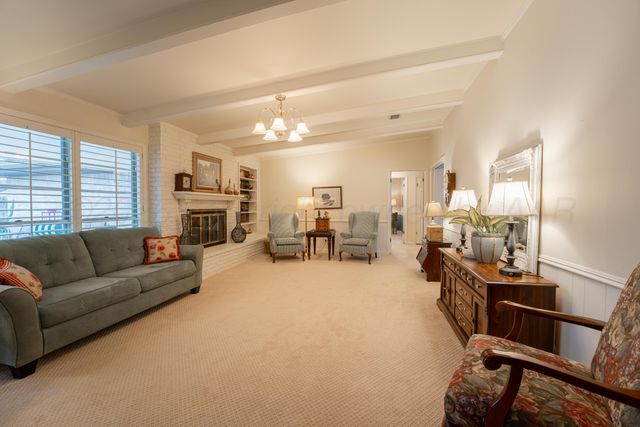 6706 GAINSBOROUGH Road, Amarillo, TX 79106