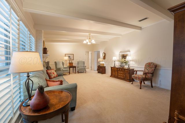 6706 GAINSBOROUGH Road, Amarillo, TX 79106