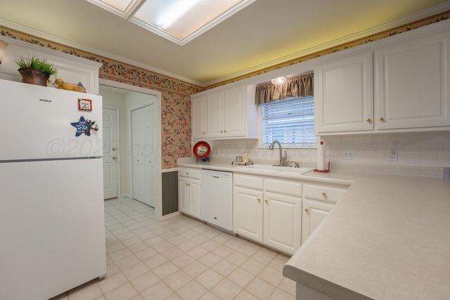 6706 GAINSBOROUGH Road, Amarillo, TX 79106