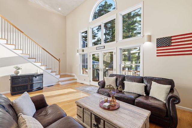 45 Ball Avenue, Salem, NH 03079