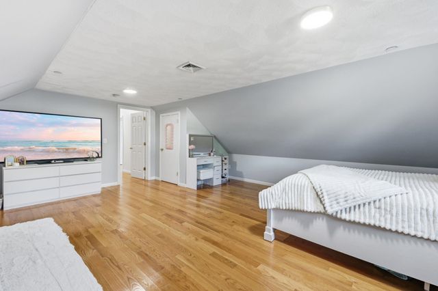 45 Ball Avenue, Salem, NH 03079