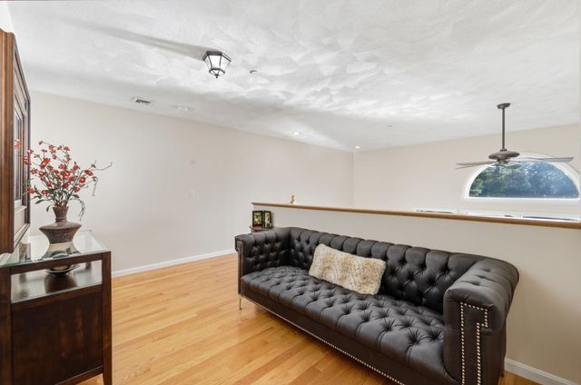 45 Ball Avenue, Salem, NH 03079