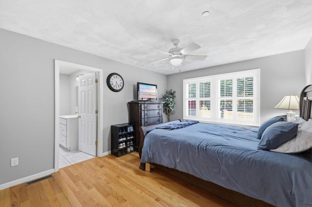 45 Ball Avenue, Salem, NH 03079