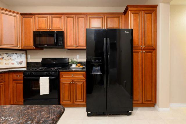 3378 Shadetree Way, Camarillo, CA 93012