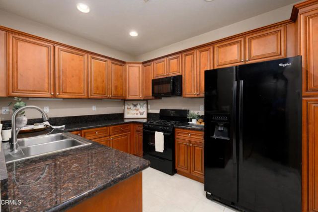 3378 Shadetree Way, Camarillo, CA 93012