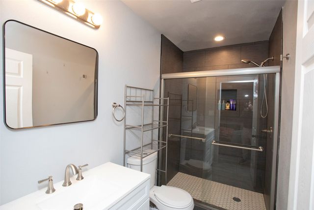 723 Plum Street, Graham, TX 76450