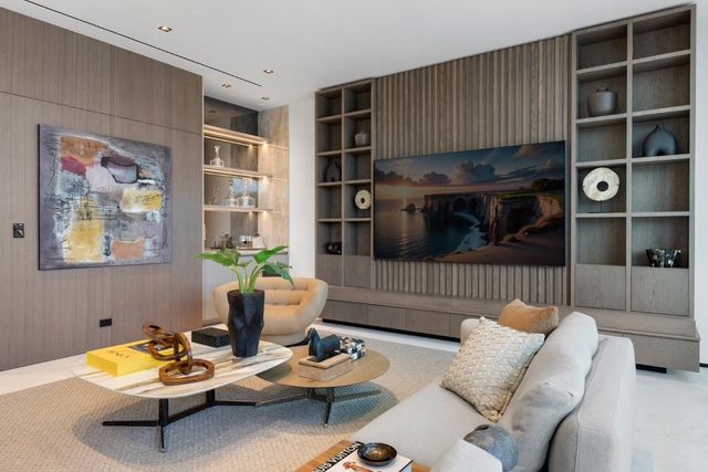 1721 SE 11th Street, Fort Lauderdale, FL 33316