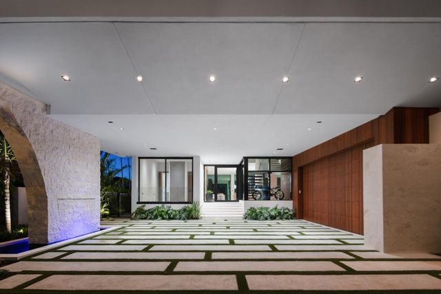 1721 SE 11th Street, Fort Lauderdale, FL 33316