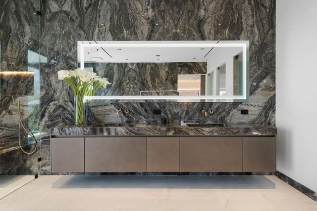 1721 SE 11th Street, Fort Lauderdale, FL 33316