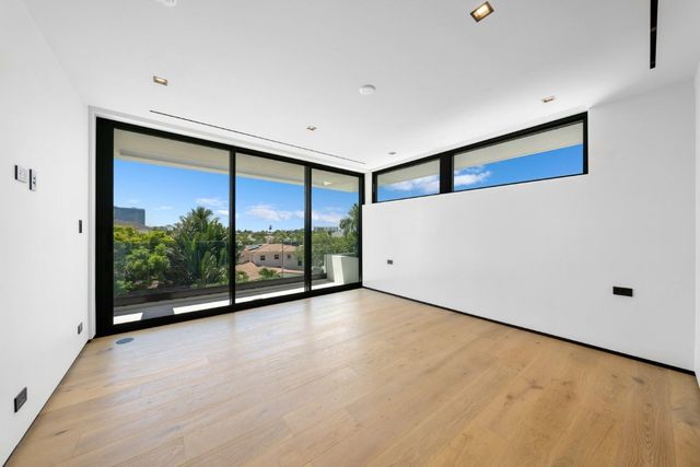 1721 SE 11th Street, Fort Lauderdale, FL 33316